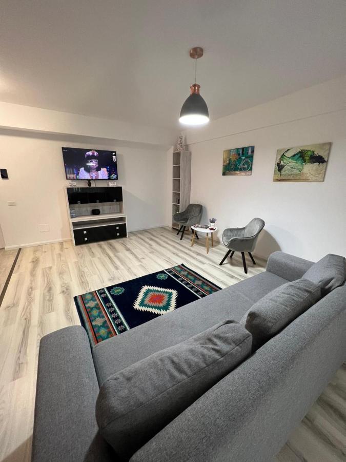 Chic Apartament Complex Inamstro Iasi Exterior foto